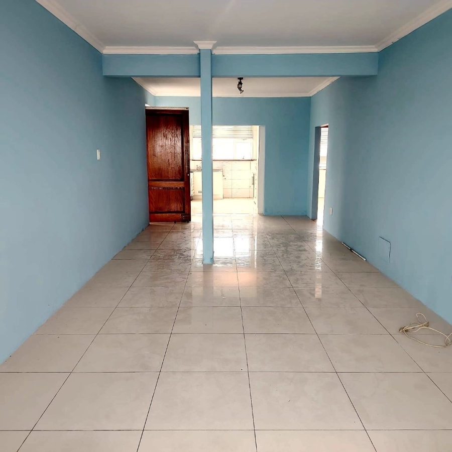 2 Bedroom Property for Sale in Quigney Eastern Cape